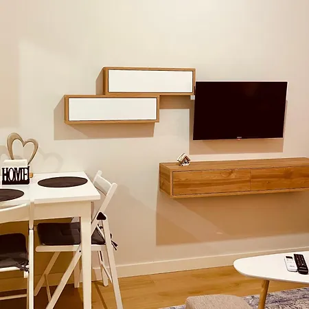 Apartament Near Center *